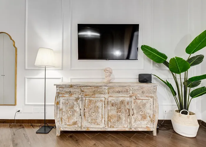 Next To Spanish Square - Romedreamhome בית נופש