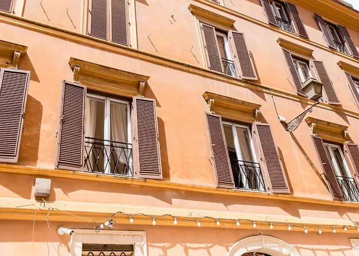 Next To Spanish Square - Romedreamhome *