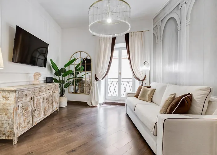 Next To Spanish Square - Romedreamhome רומא