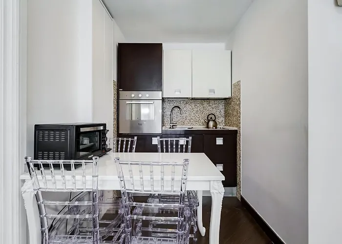 בית נופש Next To Spanish Square - Romedreamhome *