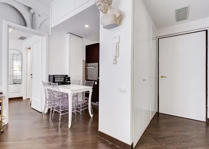 Next To Spanish Square - Romedreamhome בית נופש רומא