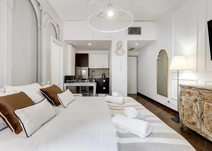 Next To Spanish Square - Romedreamhome בית נופש רומא